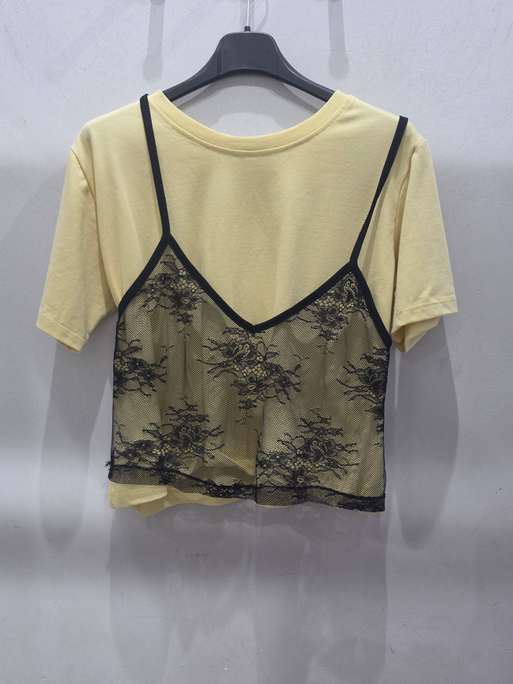 T shirt  merletto